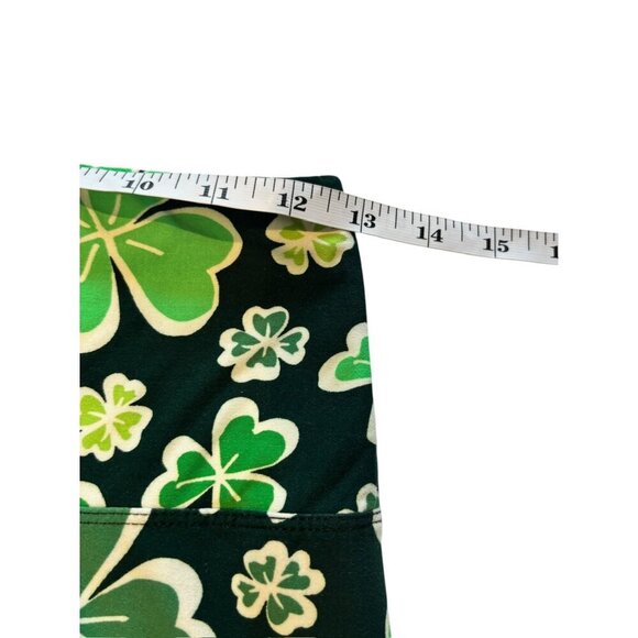 Women's Super Soft Green Lucky Clover Leggings - Picture 5 of 7